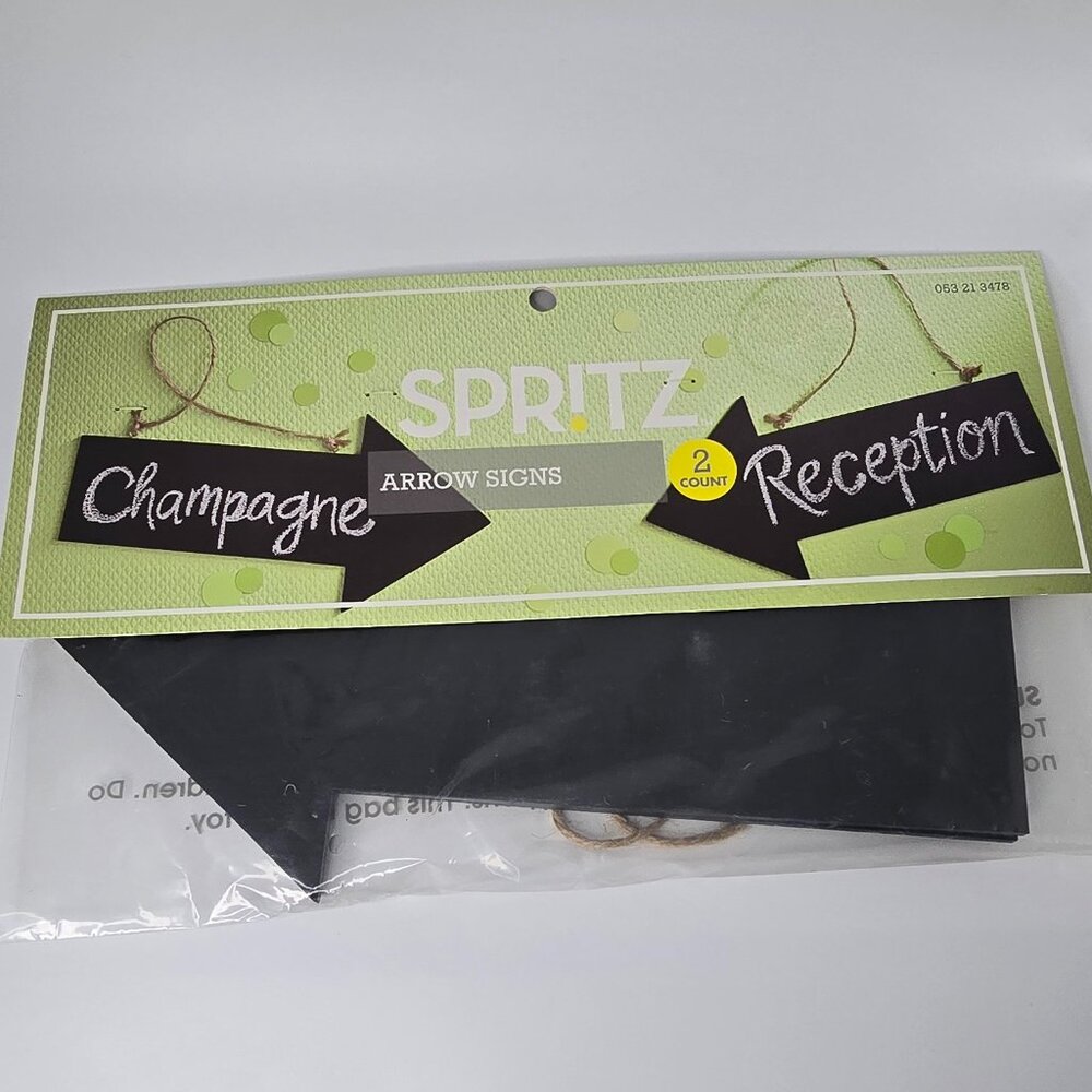 Chalkboard Arrow Signs (Pack of 2)